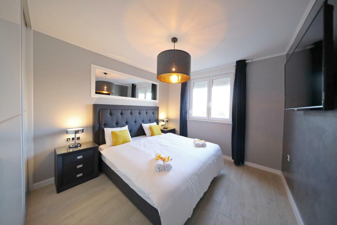 City Marine Luxury Apartments ザダル エクステリア 写真